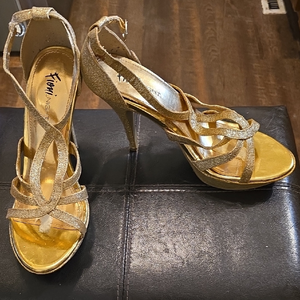 FIONI Clothing Gold Glitter Strappy Heels